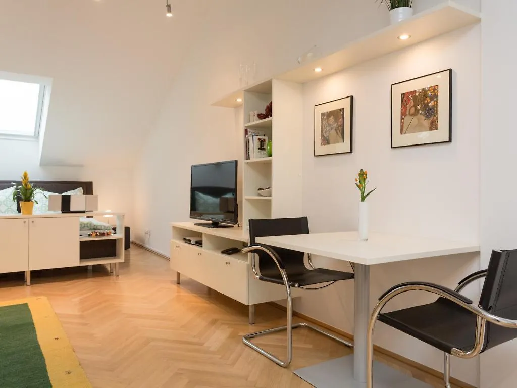 Vienna Apartment 1010 Австрия