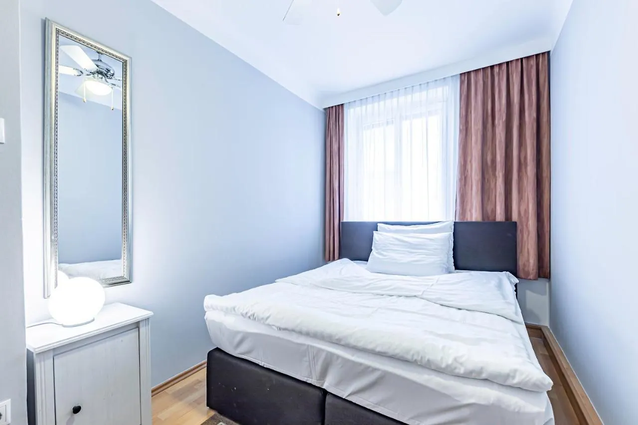 Vienna Apartment 1010