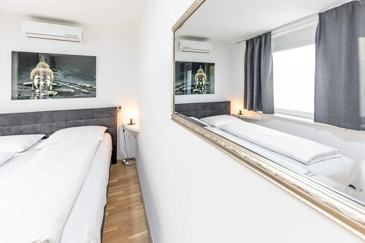 Vienna Apartment 1010