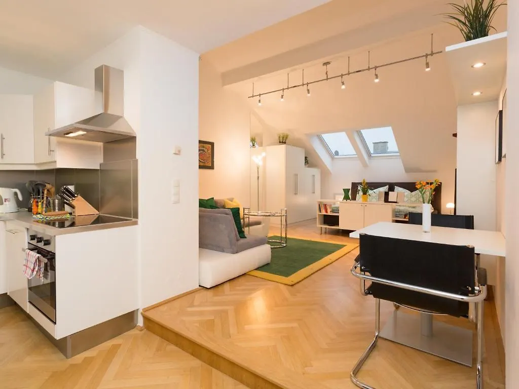 Vienna Apartment 1010 0*,